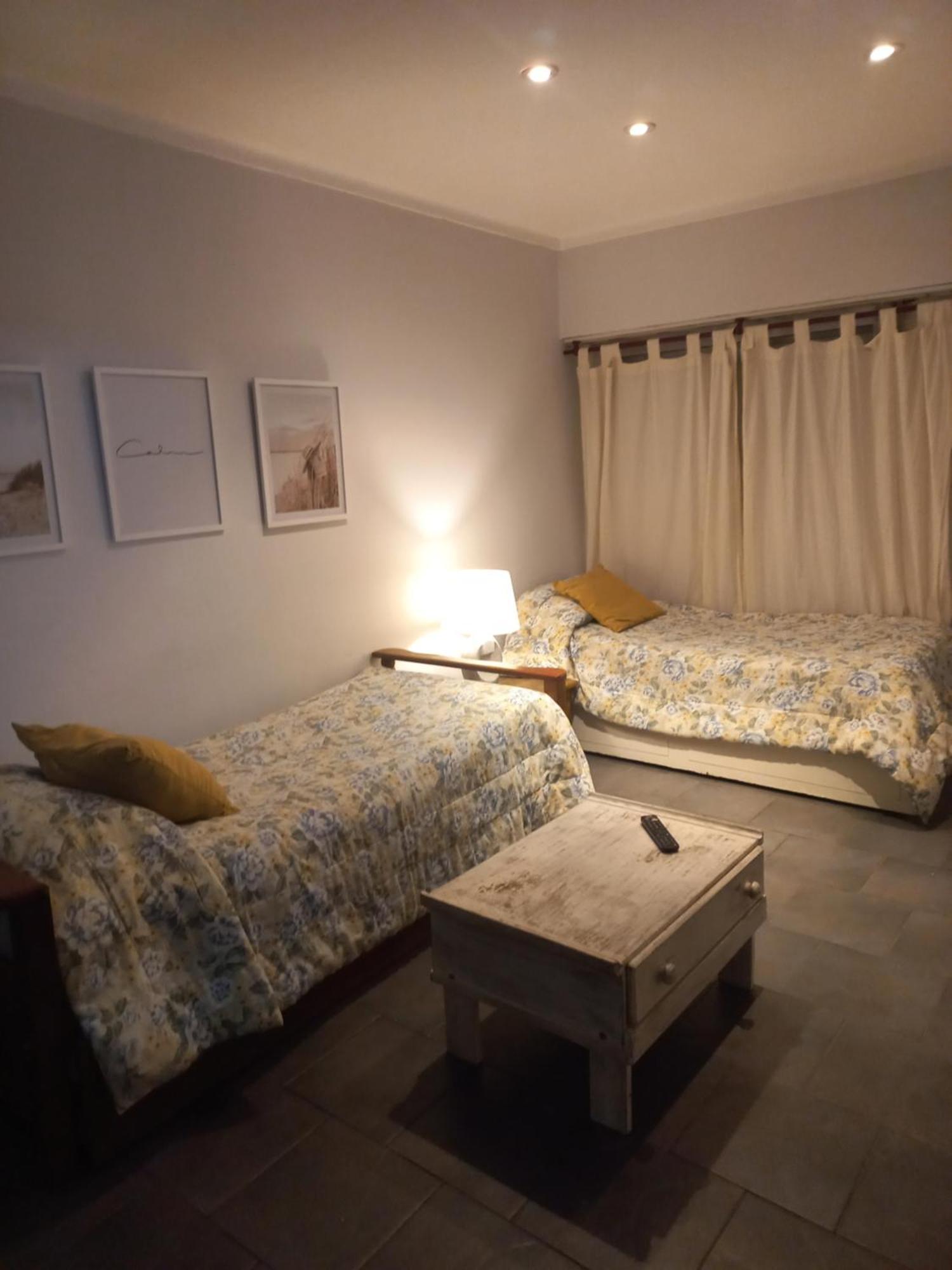La Biblioteca Appartement Olavarría Kamer foto
