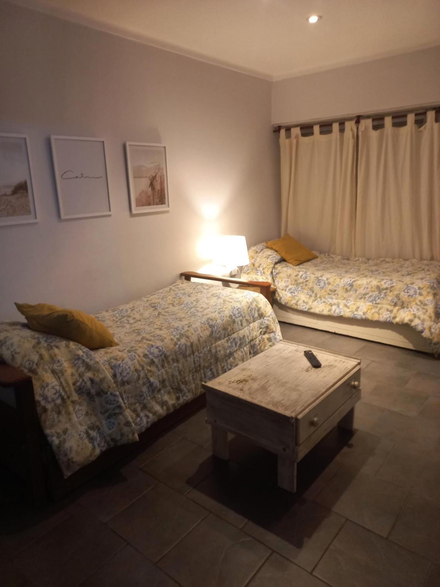 La Biblioteca Appartement Olavarría Kamer foto